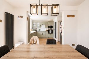 Dining Room- click for photo gallery